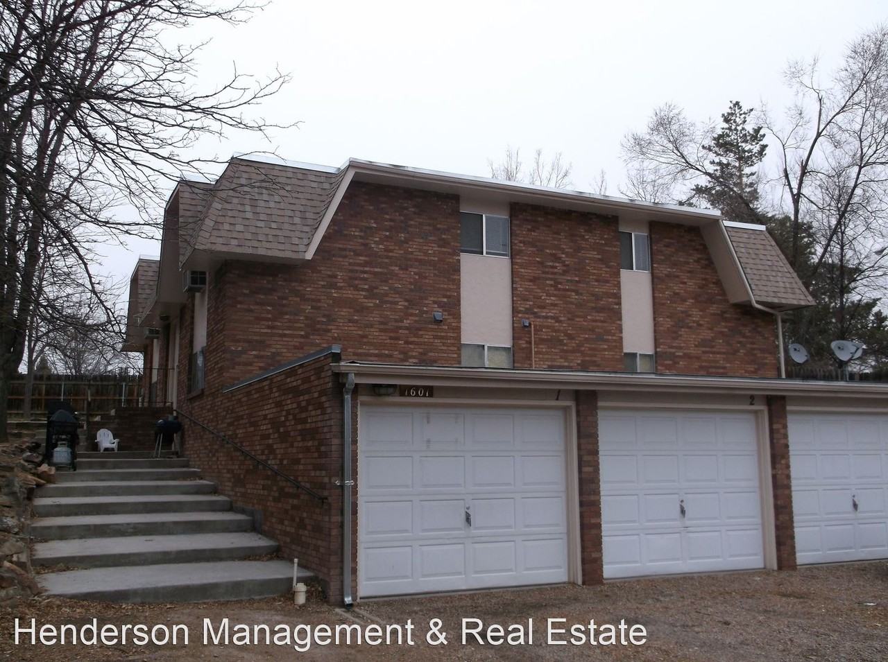 1601 Edora Court - Photo 3 of 12
