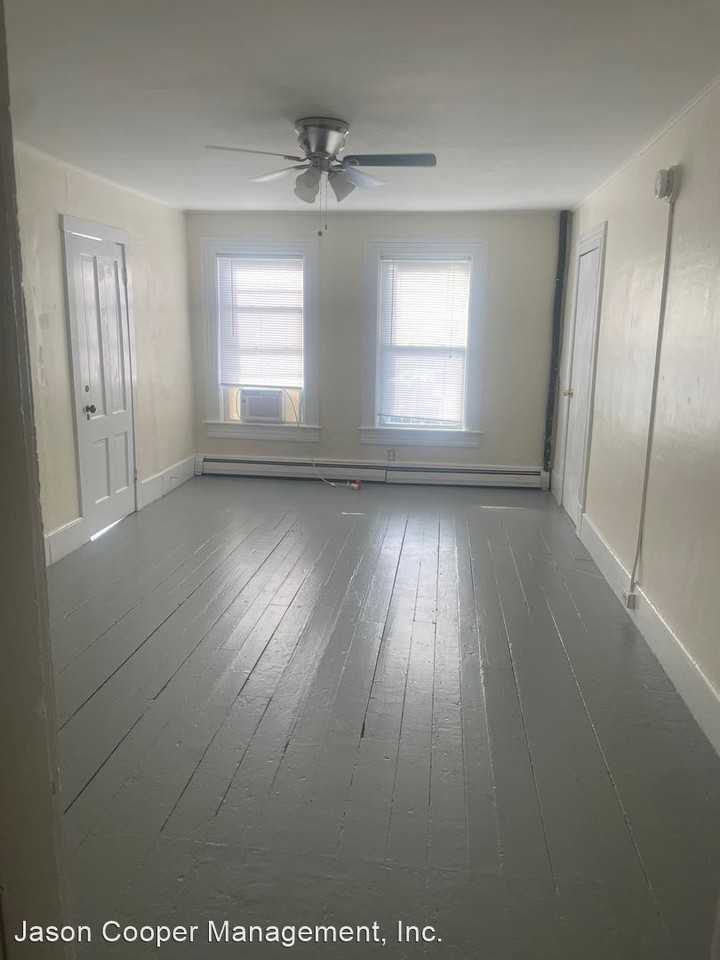 131 Elliot St 131E - Photo 3 of 16