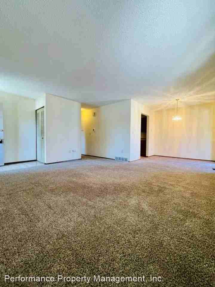 1105 Bacchus Dr #D - Photo 2 of 16