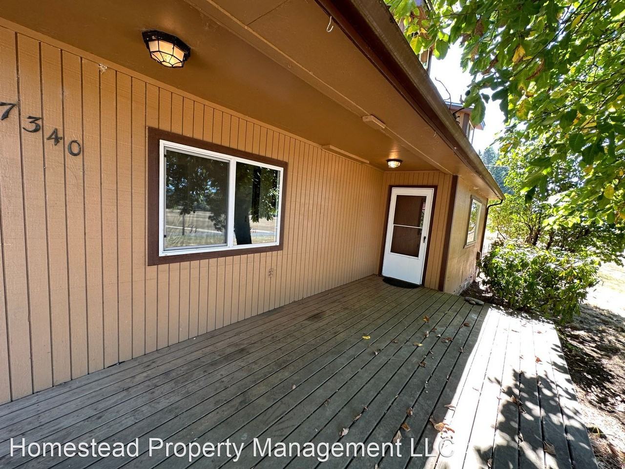 7340 Smith Rd - Photo 3 of 47