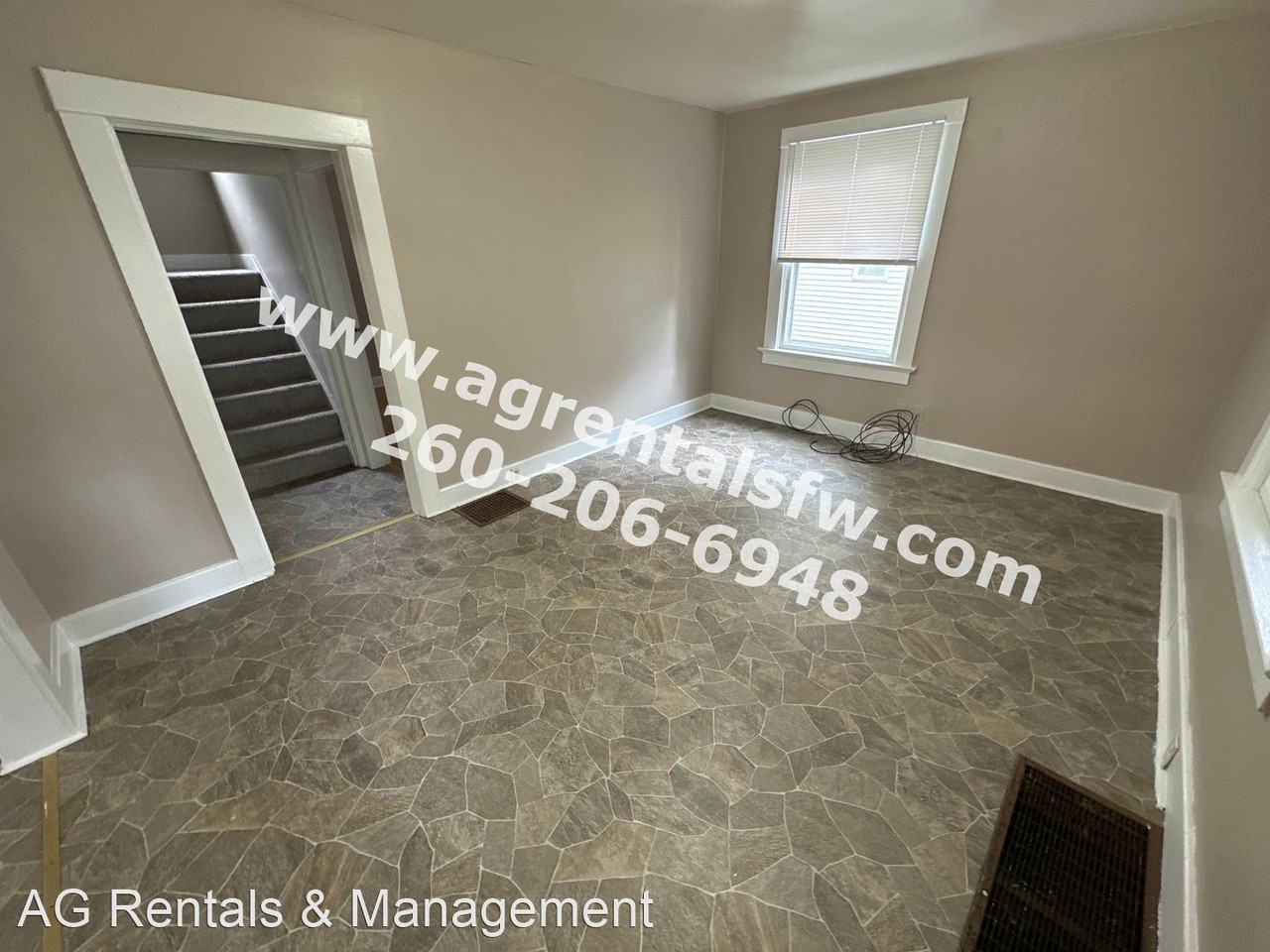 240 W Leith St - Photo 2 of 18