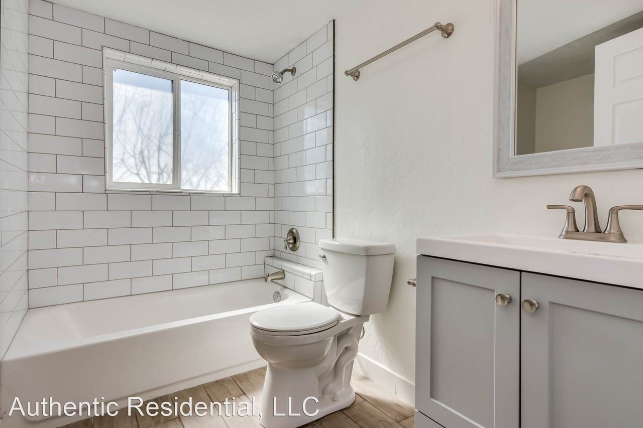 1503 E 910 S - Photo 3 of 11