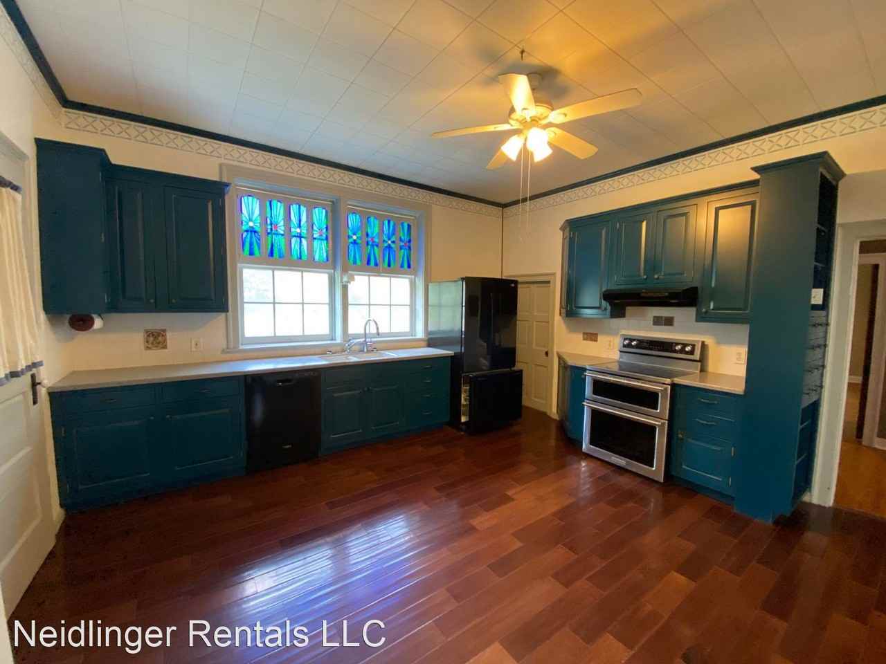 102 Kutz Rd - Photo 2 of 50