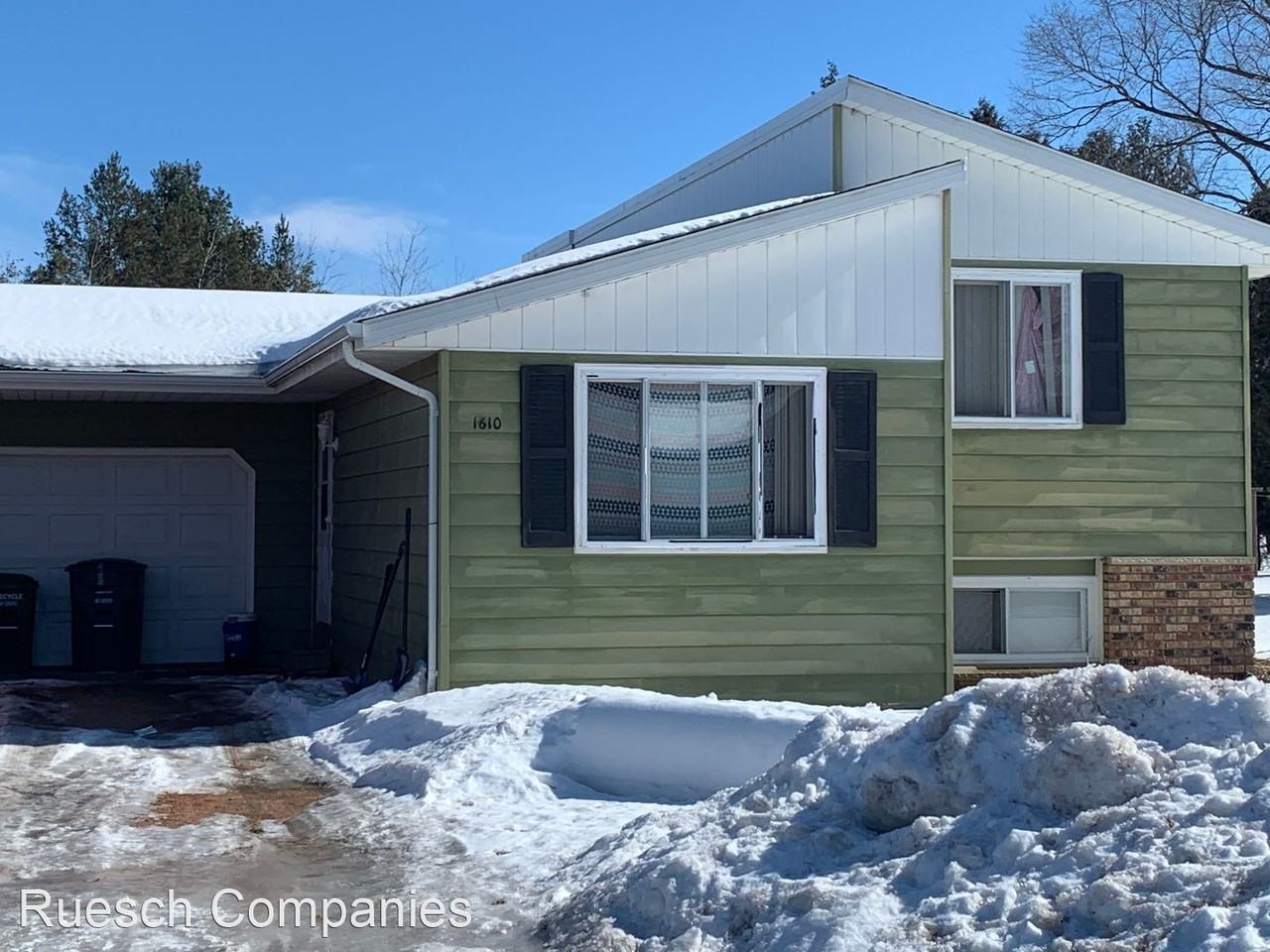 1610 28th St N - Photo 2 of 2