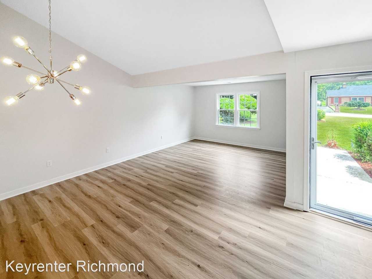 7905 Tamarind Dr - Photo 3 of 17