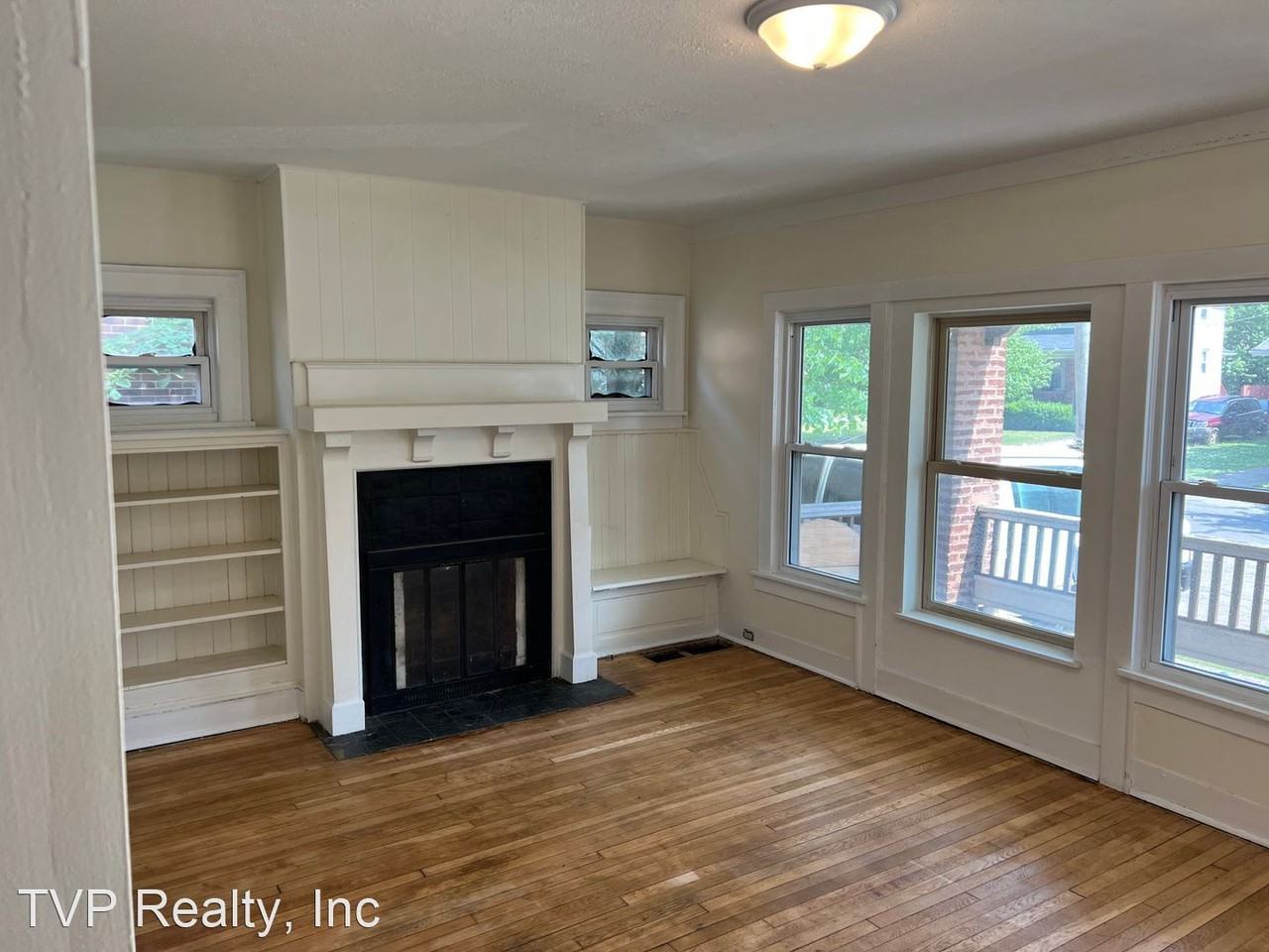 1174-1176 West 8th St. - Photo 3 of 5