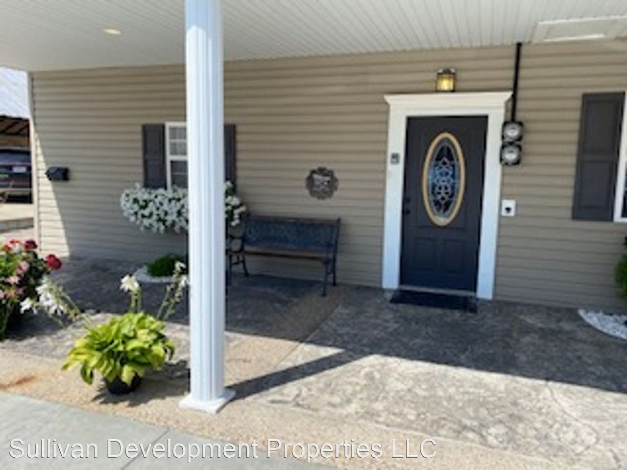 119 N, Jefferson St - Photo 2 of 33