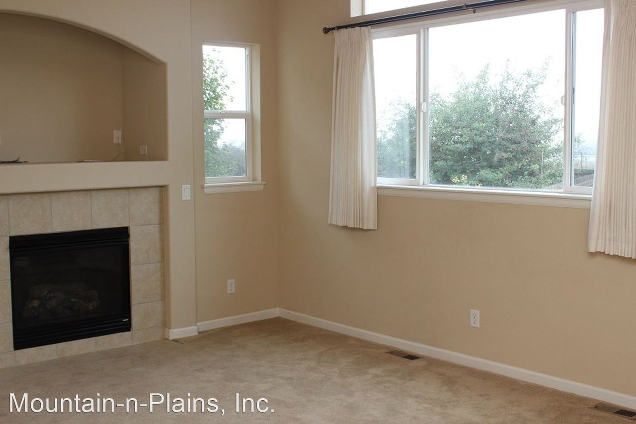 2332 Strawfork Dr - Photo 3 of 20