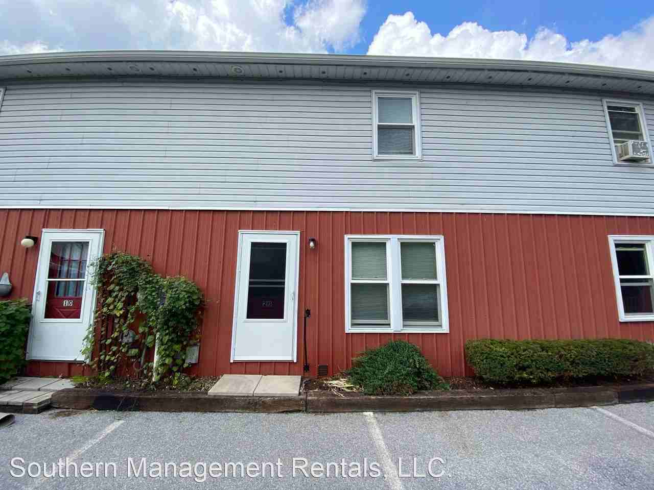 109 Twin Hills Rd #20