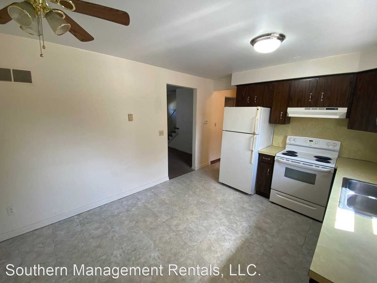160 Oak Manor Dr - Photo 3 of 11
