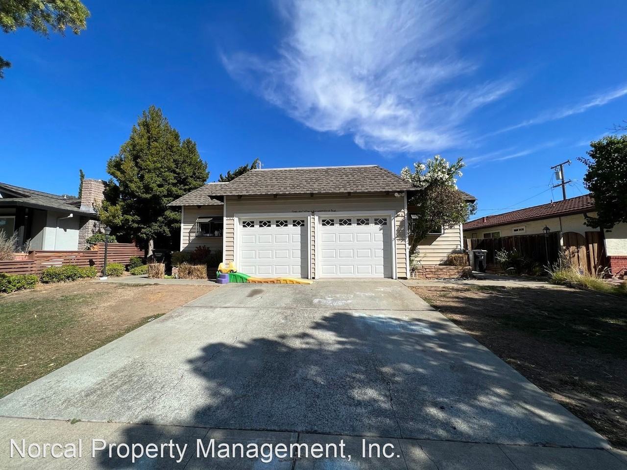 145 Locksunart Way - Photo 2 of 17