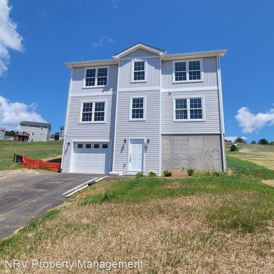 186 Redwood Dr - Photo 3 of 18