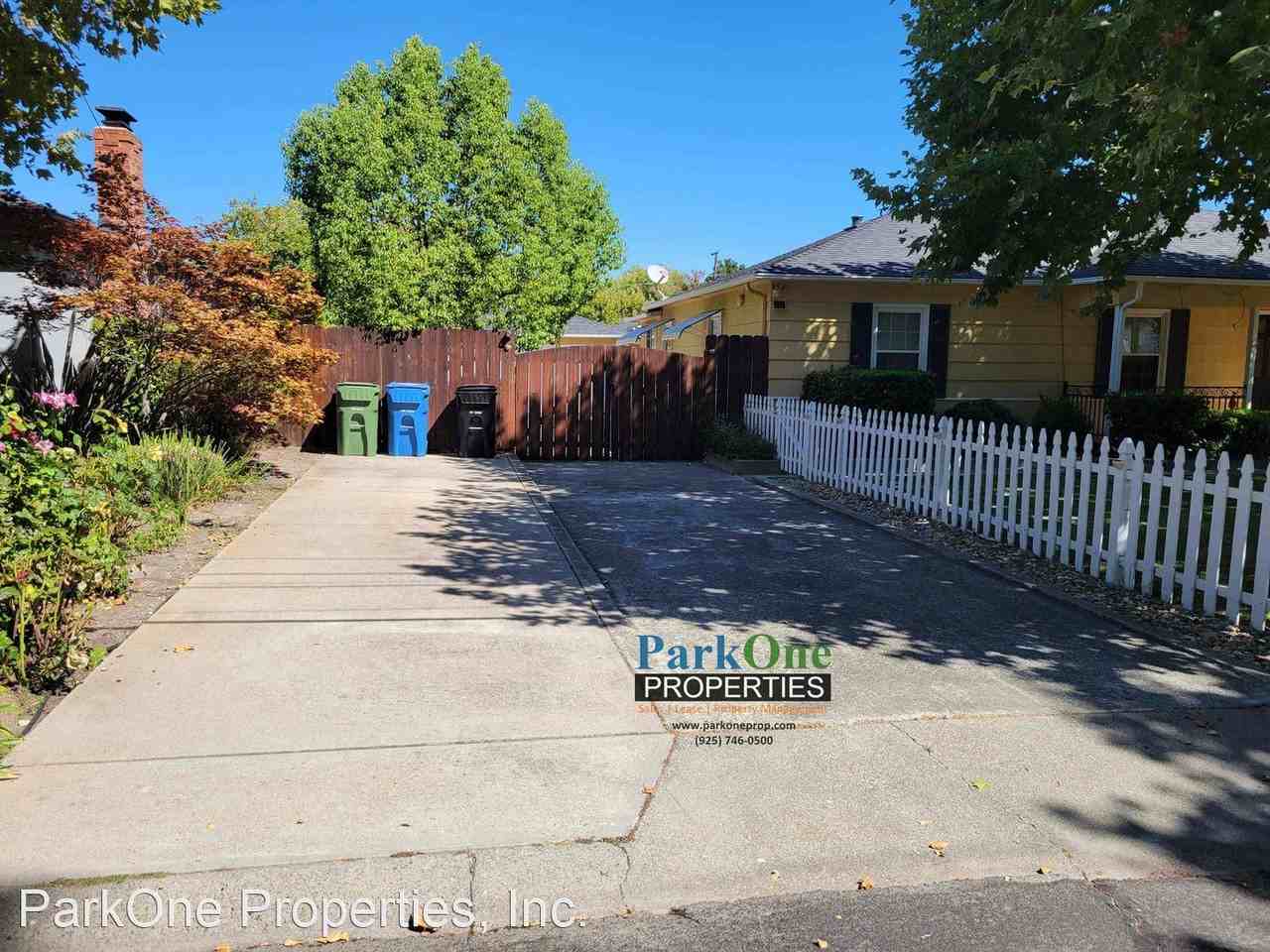 3272 Sun Valley Ave - Photo 3 of 32