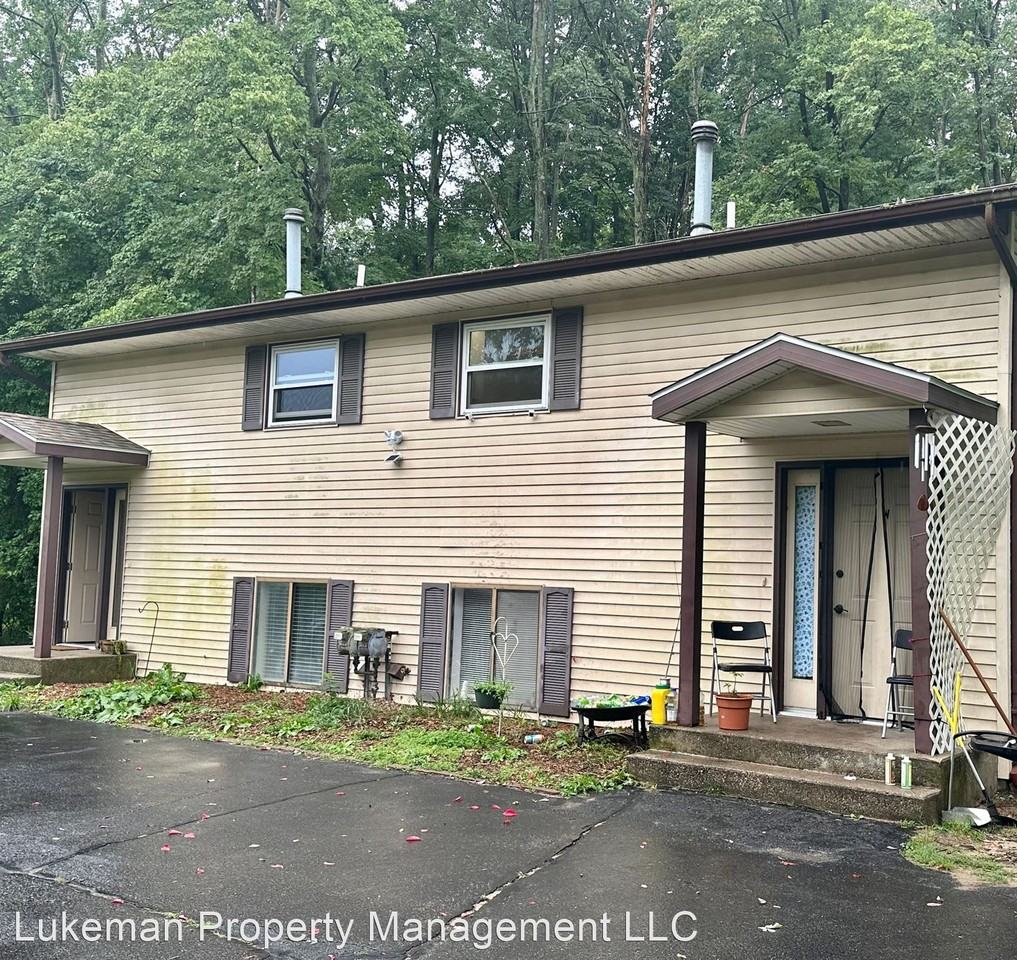 9325 S Westnedge Portage Duplex Apartments 9325 S Westnedge Ave