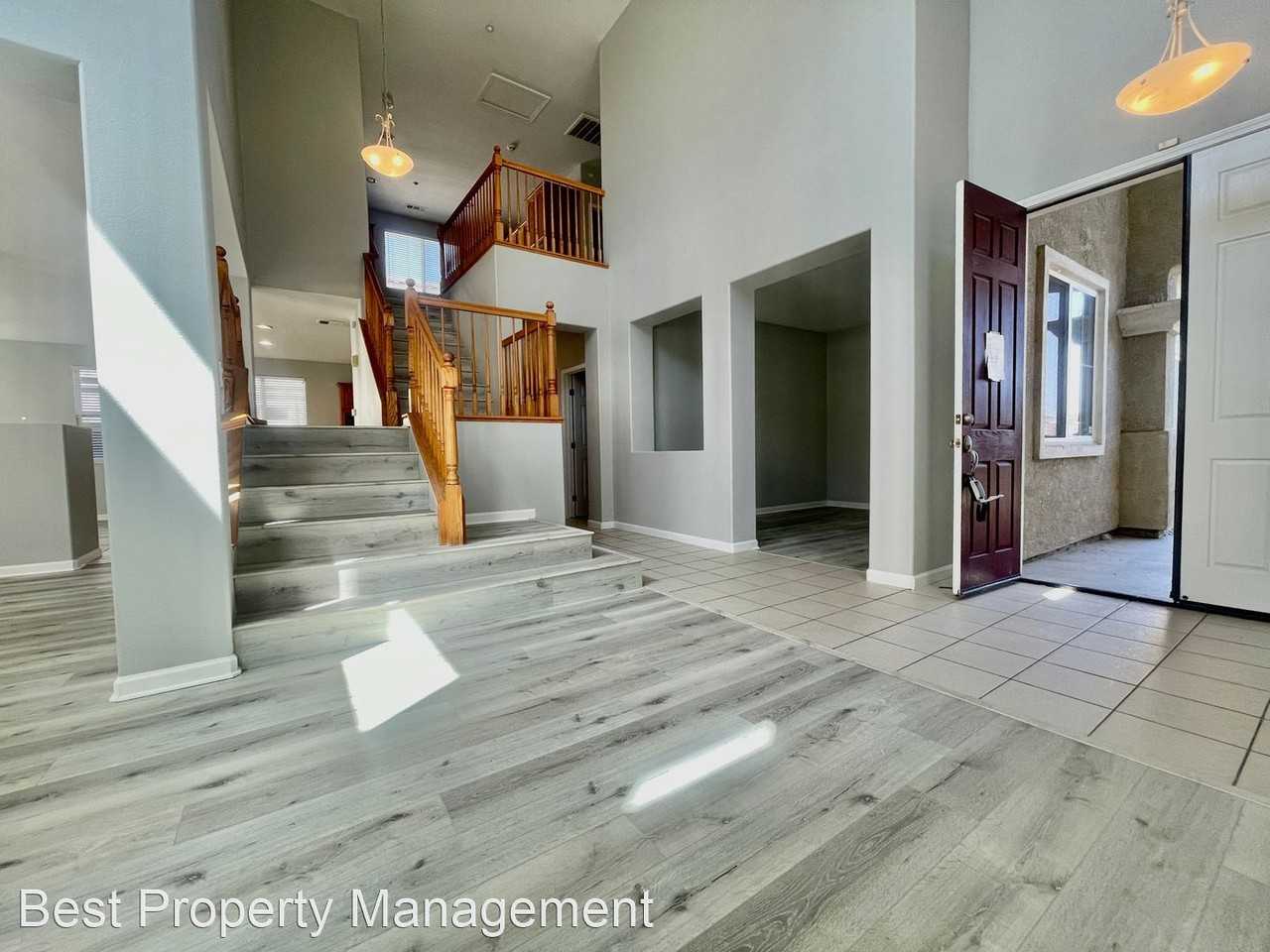 193 Crawford Dr - Photo 2 of 16