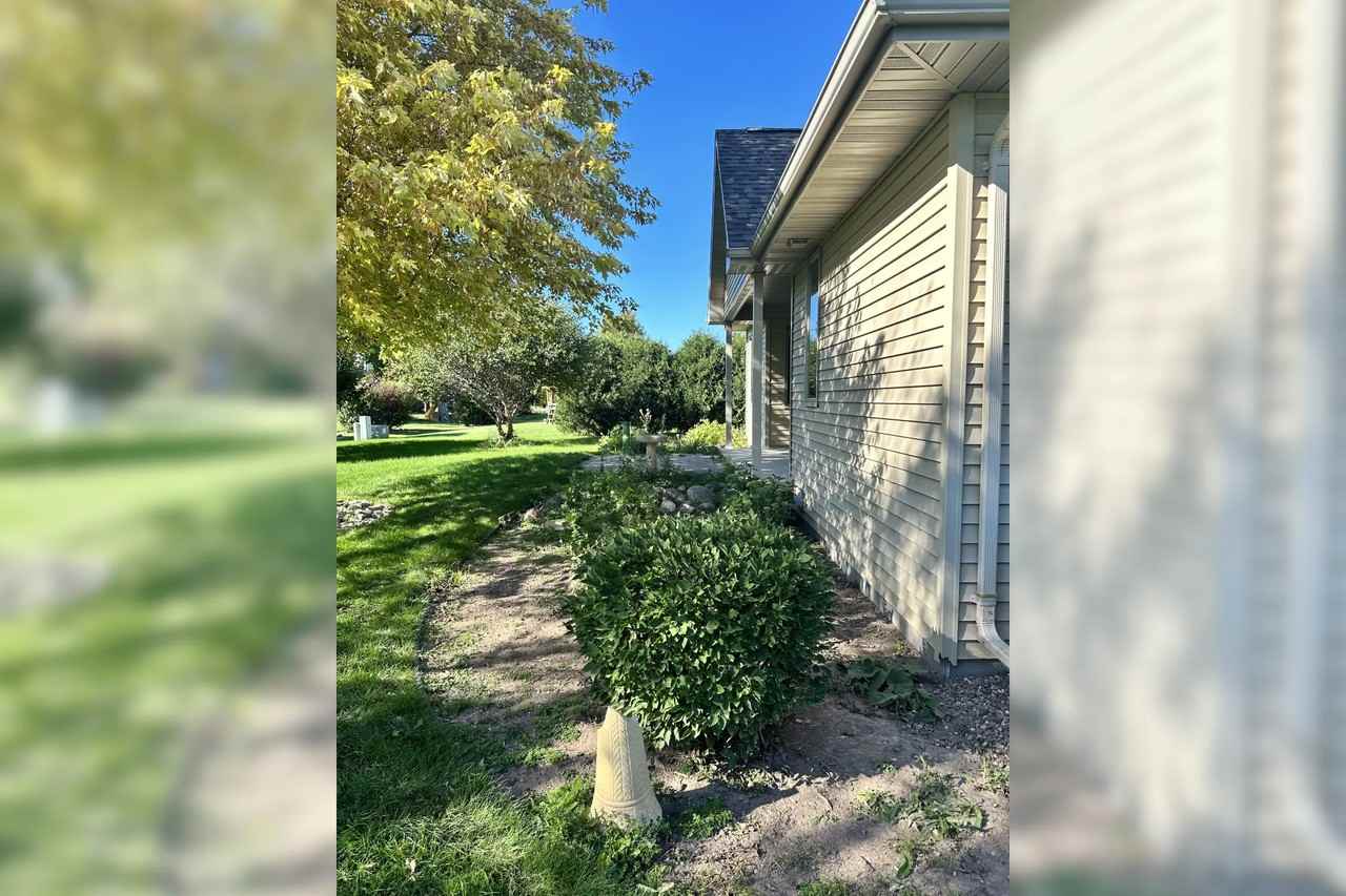 4909 N Cherryvale Ave - Photo 3 of 50