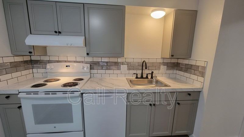 2815 E 27th Ave #6 - Photo 3 of 10