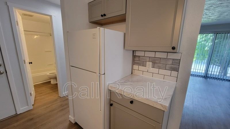 2815 E 27th Ave #6 - Photo 4 of 10