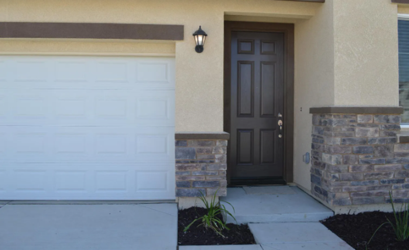 4467 Jennifer Way - Photo 7 of 33
