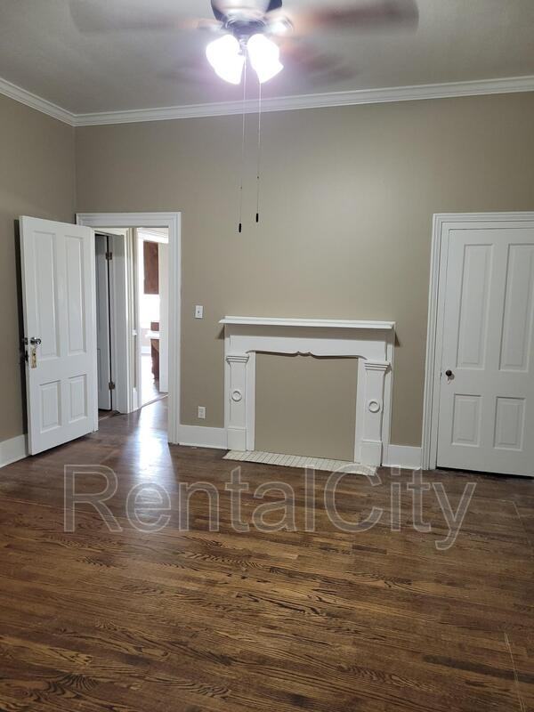 402 S Home St - Photo 2 of 24