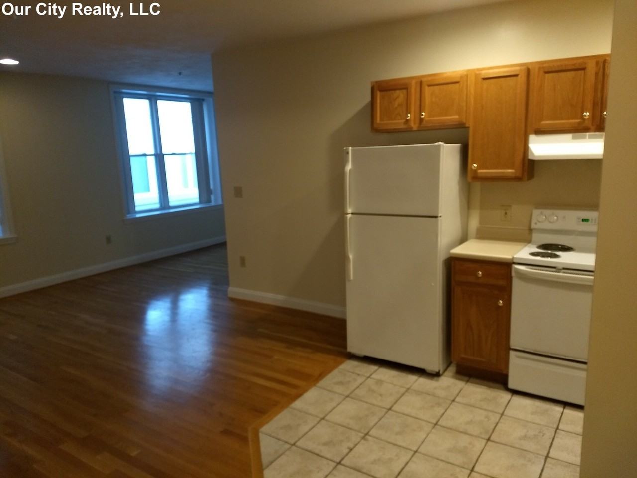 Pearl St #14 - Photo 4 of 9