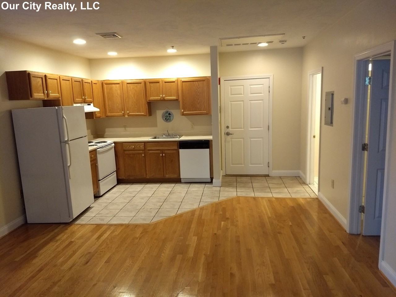 Pearl St #14 - Photo 6 of 9