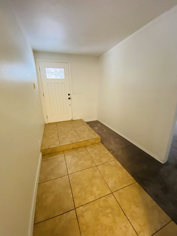 1418 E Williams St - Photo 7 of 31