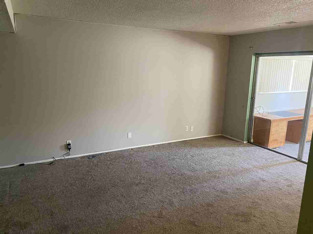 2323 Chateau Dr - Photo 3 of 13