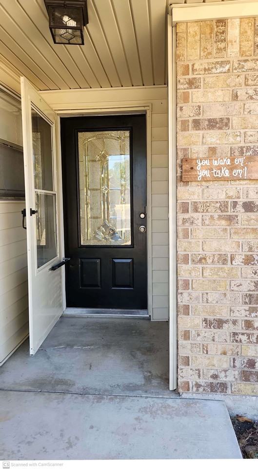 1310 Goodhue Dr - Photo 2 of 19