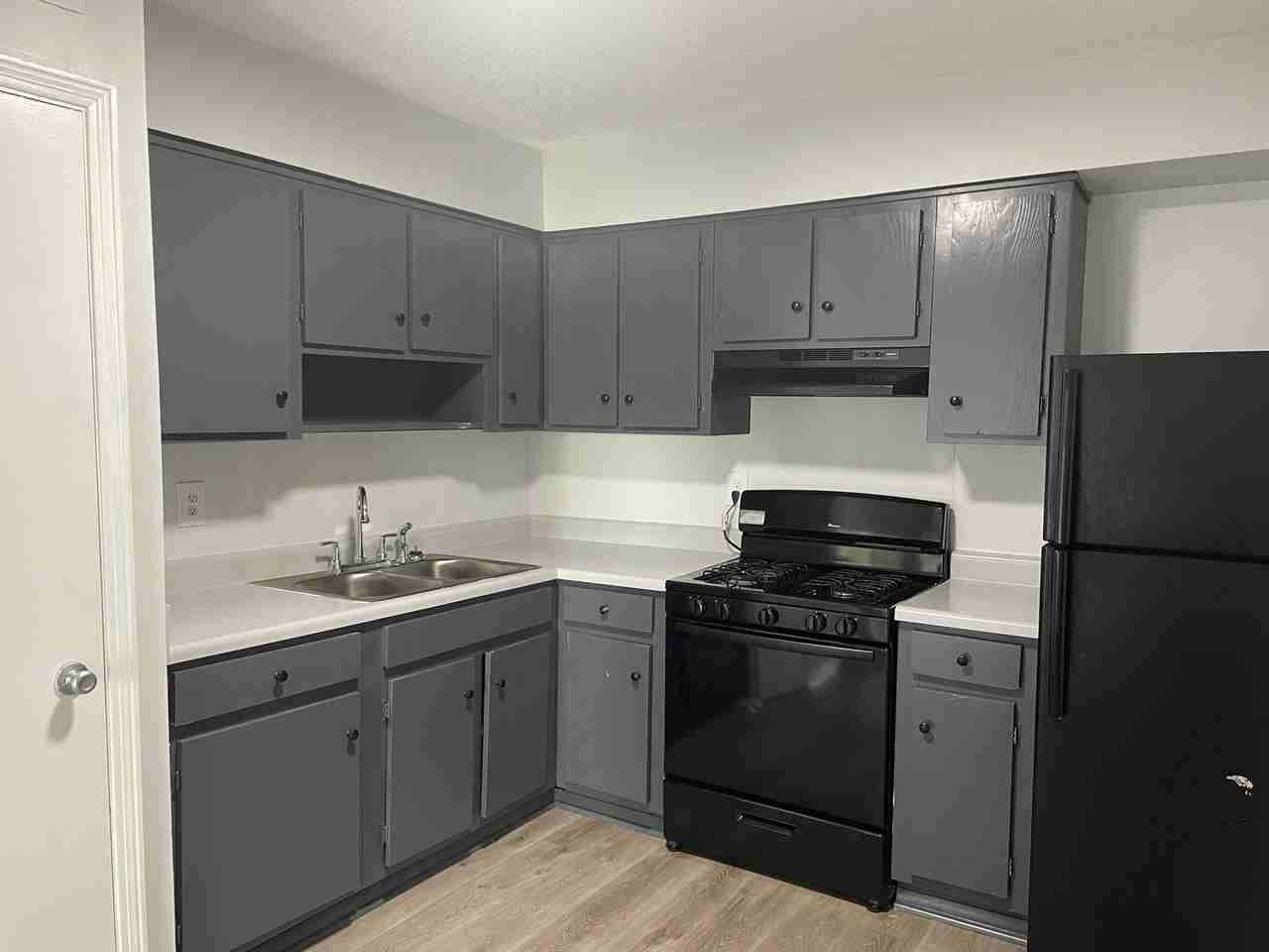 650 Minor St - Photo 3 of 6