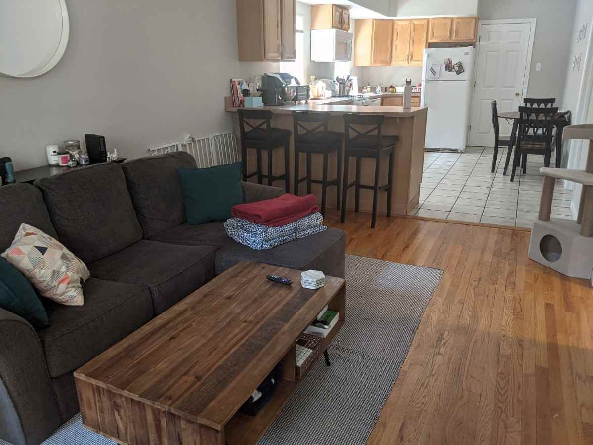 3040 North Greenview Avenue #CH1 - Photo 6 of 20