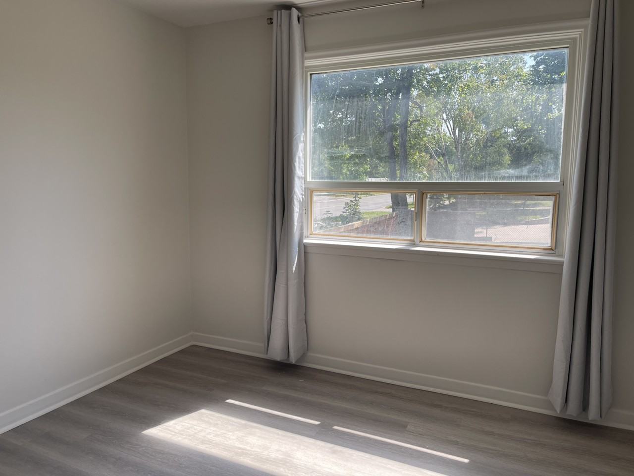 1 Sunbeam Ave - Photo 4 of 12