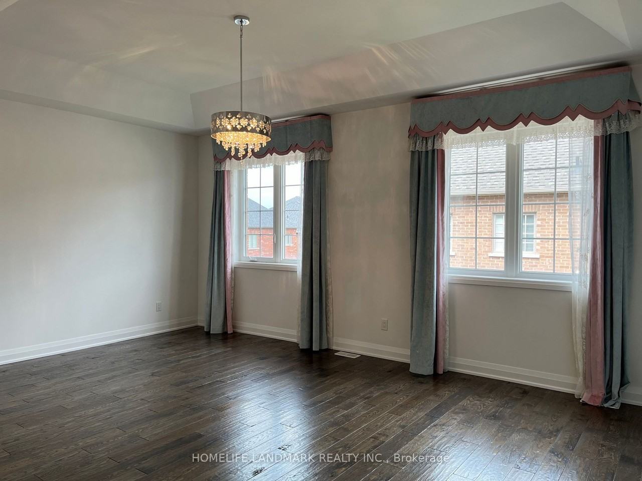 64 Charlotte Abby Drive - Photo 3 of 15