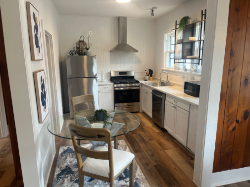 167 Crest Street #167A - Photo 3 of 30