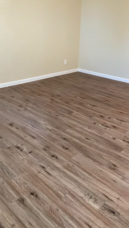 810 Yucca Dr #810-1 - Photo 4 of 14