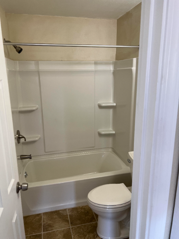 810 Yucca Dr #810-1 - Photo 7 of 14