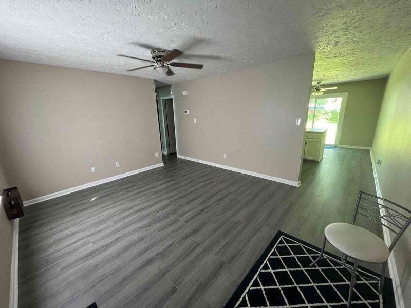 110 Eulon Loop #A - Photo 2 of 7