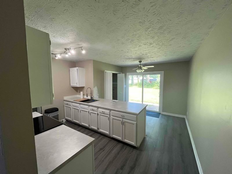 110 Eulon Loop #A - Photo 3 of 7