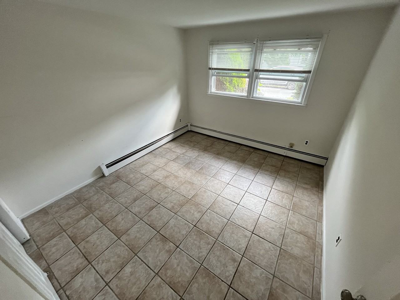 9 June Avenue 1Right - Photo 2 of 5