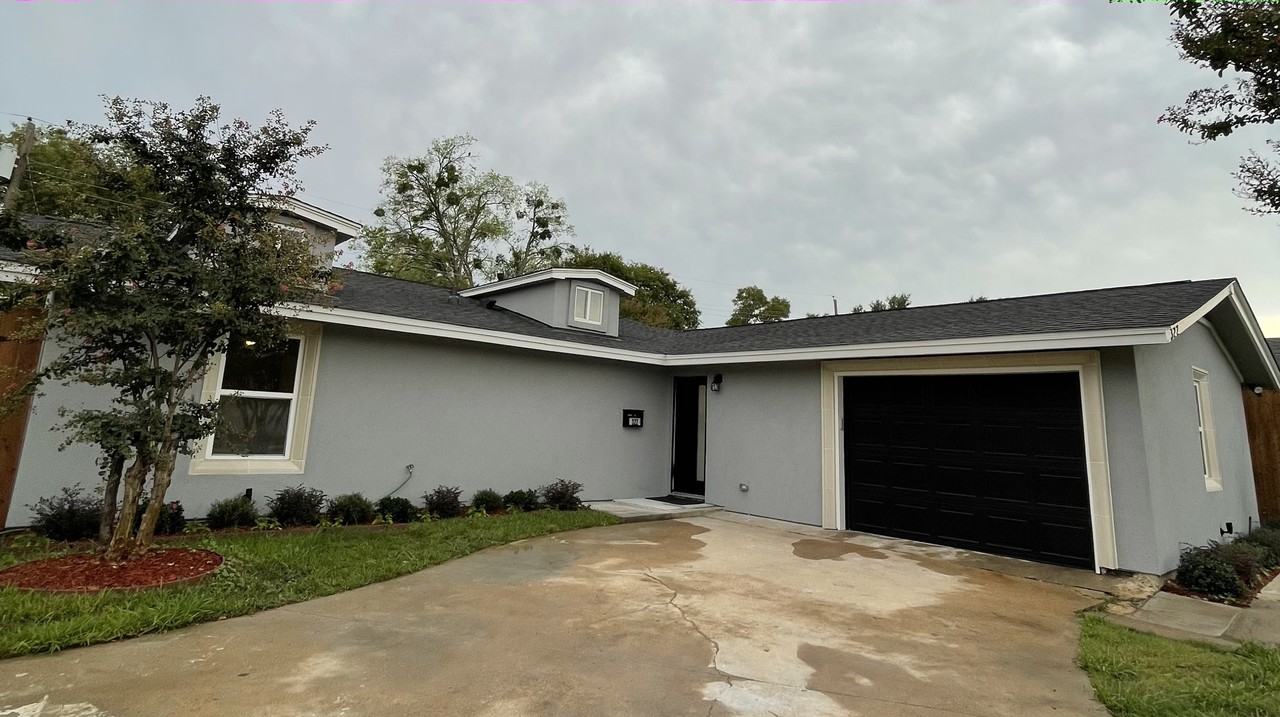 322 W Northgate Dr #NA - Photo 2 of 25