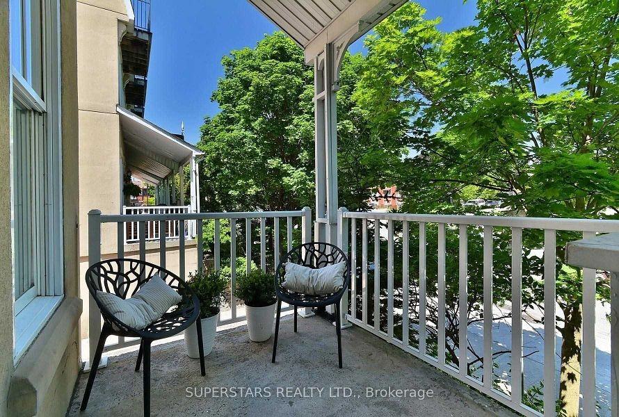 607 Adelaide Street West - Photo 2 of 11