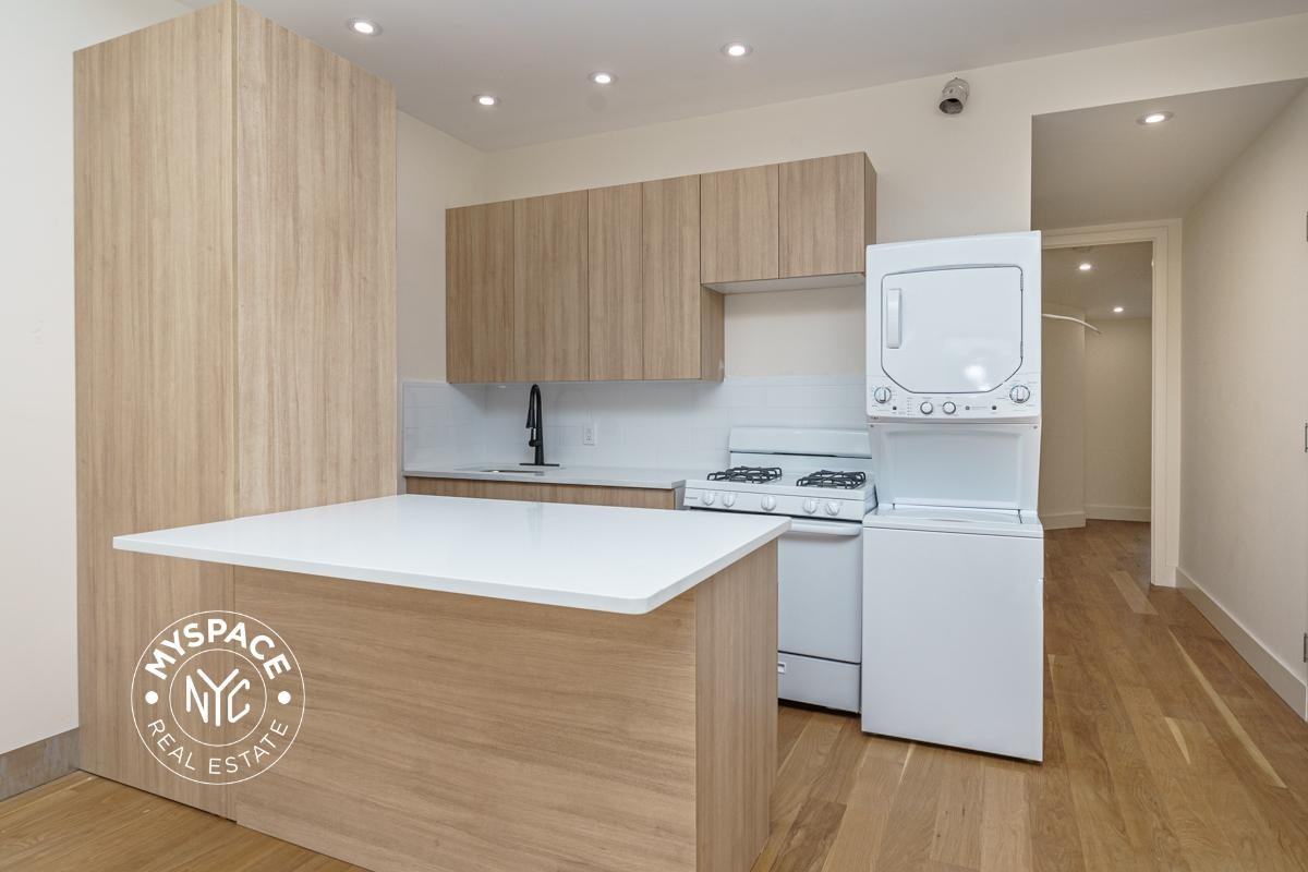 393 Atlantic Ave #3 - Photo 2 of 11