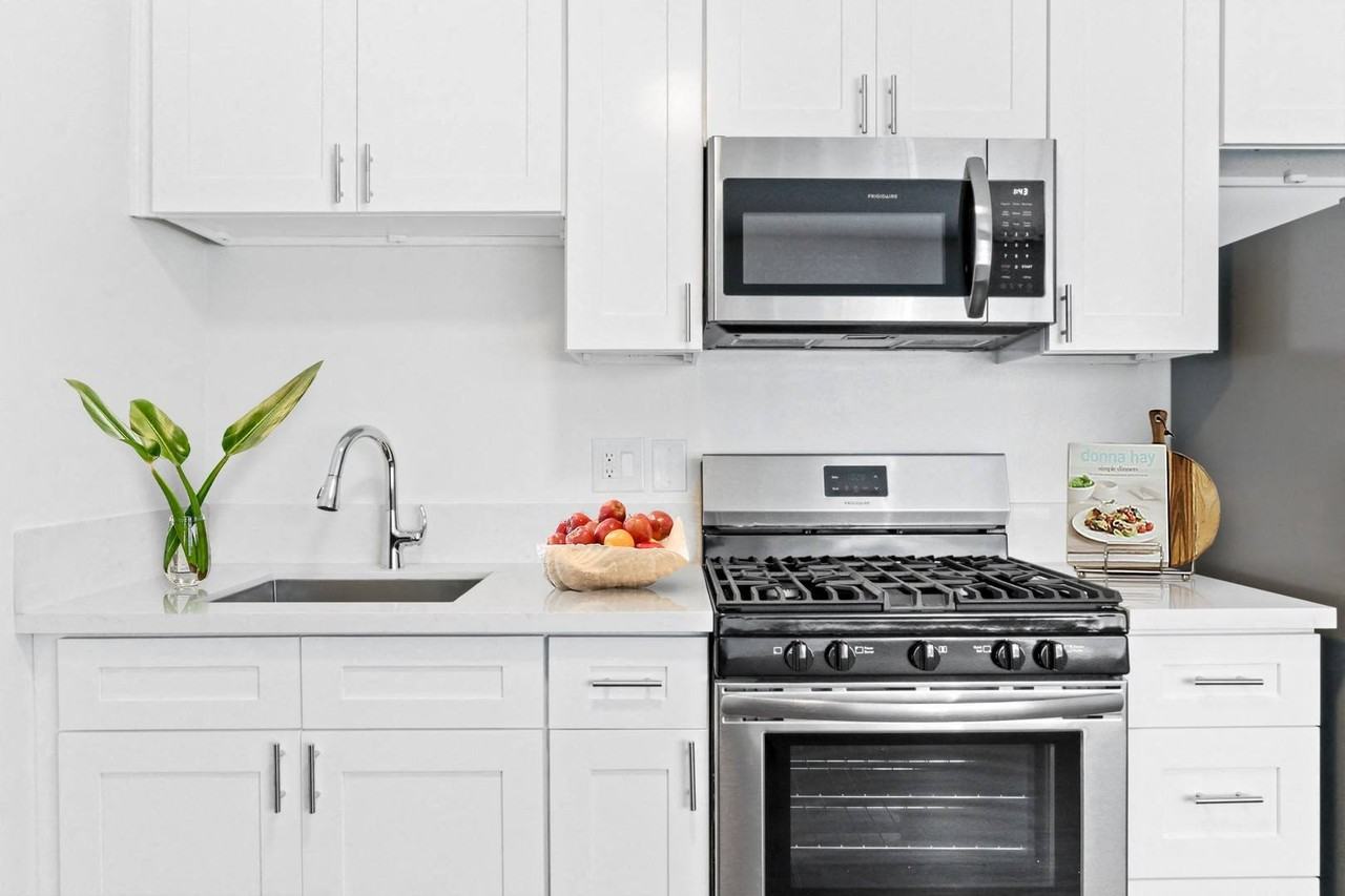 Westgate Avenue - Photo 7 of 25