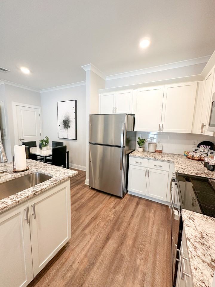 The Retreat at Knoxville Apartments 875 Cornerstone Dr, Knoxville, TN