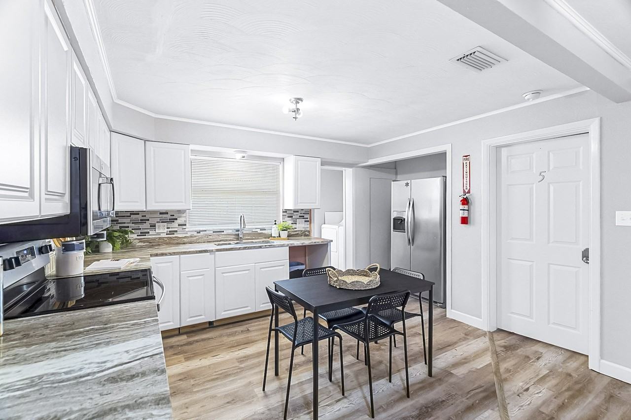 Beltram Dr - Photo 3 of 7