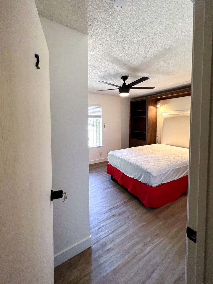 Hallwood Dr - Photo 2 of 2