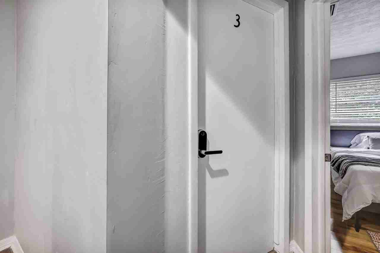 Ridgeway Rd N - Photo 6 of 8