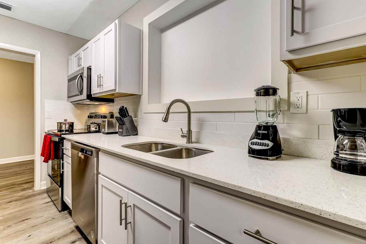 Duke Rd - Photo 3 of 9