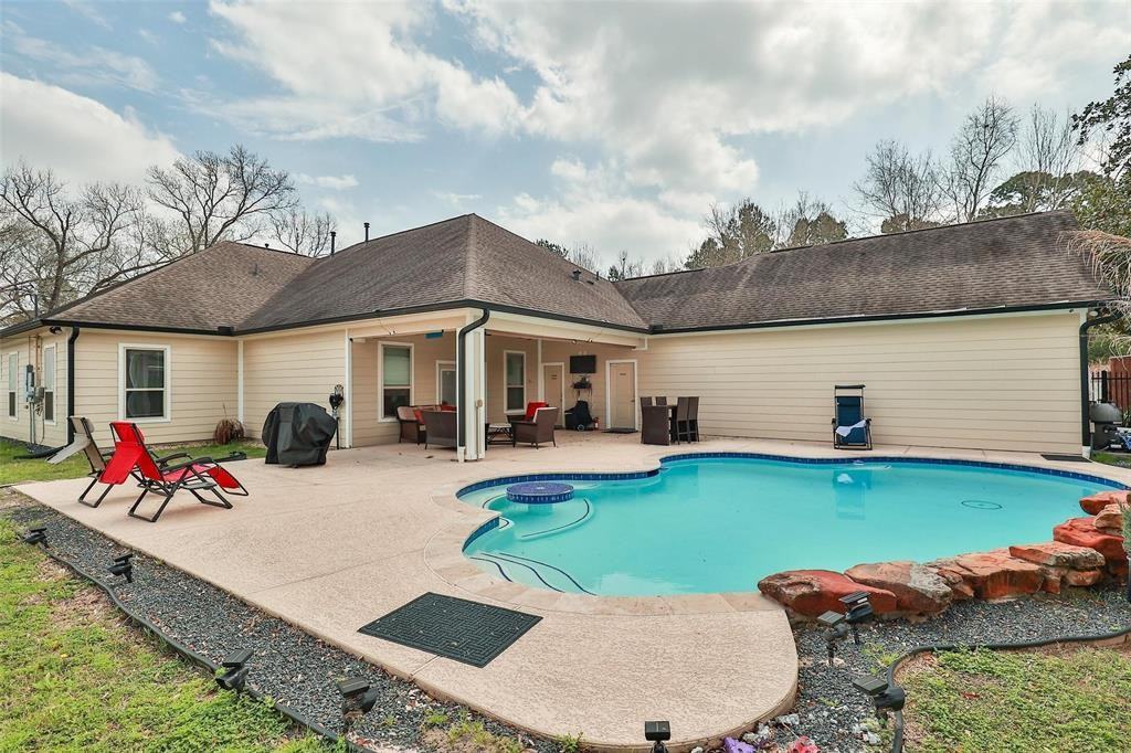 5907 Townsan Rd - Photo 2 of 27