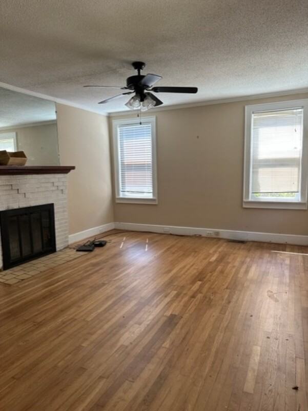 705 Michaelmas Ave - Photo 2 of 8